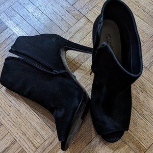 Black michael kors ankle boots with heels size 8